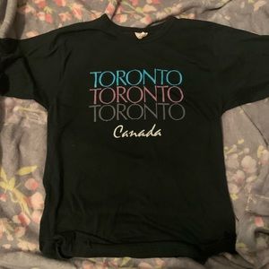 Adorable vintage Toronto ringer tee